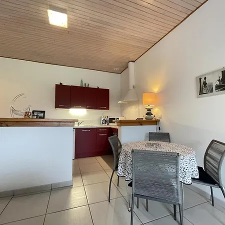 Lur-xuri-bidean Feriehus *